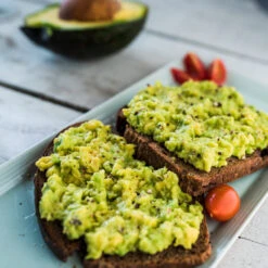 Condo™ Avocado Tree -GreenNest Shop Day Condo Avocado 2