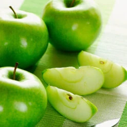 Granny Smith Apple Tree 10 Granny Smith Apple Tree -GreenNest Shop Granny Smith Apple 2