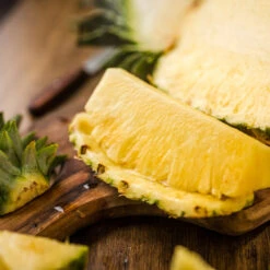 Sugarloaf Pineapple -GreenNest Shop Pineapple 2 BB